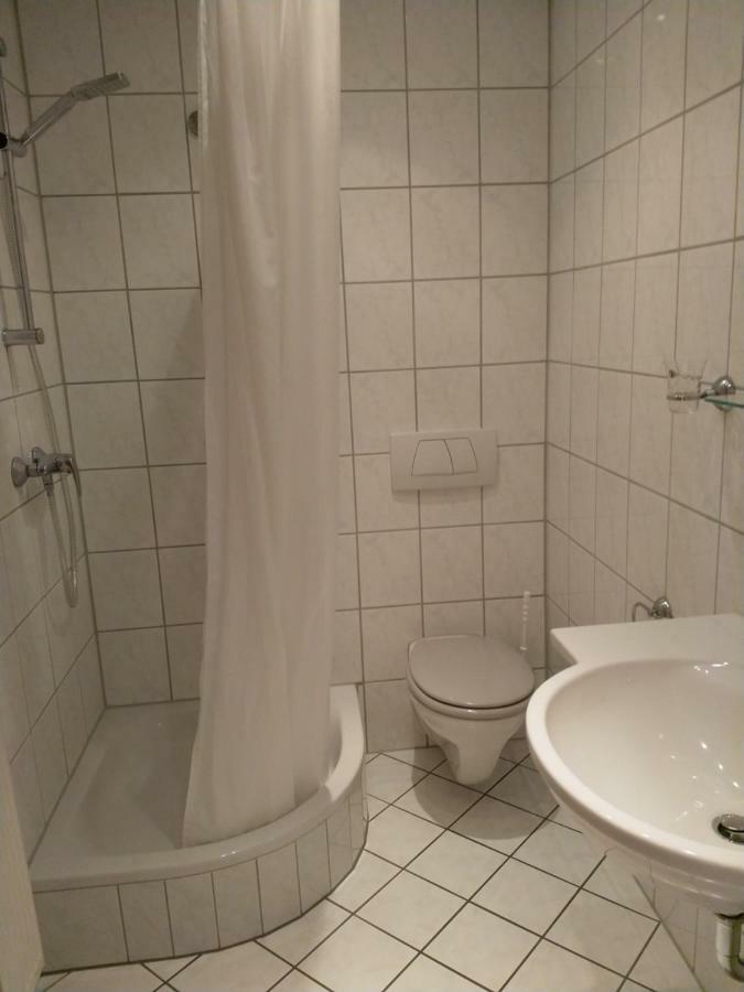 مبيت وإفطار Ensdorf Gastehaus Reuten المظهر الخارجي الصورة