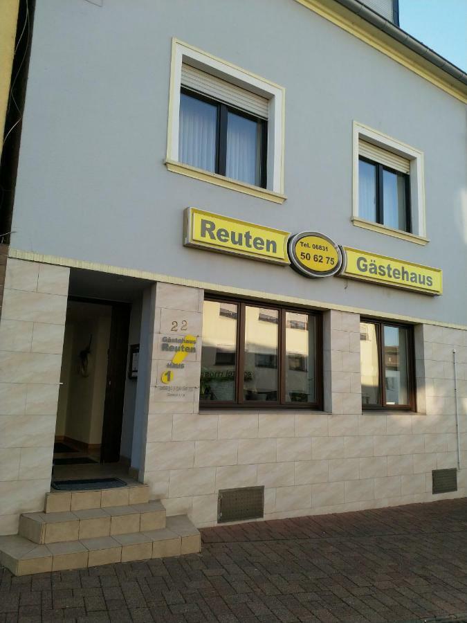 مبيت وإفطار Ensdorf Gastehaus Reuten المظهر الخارجي الصورة